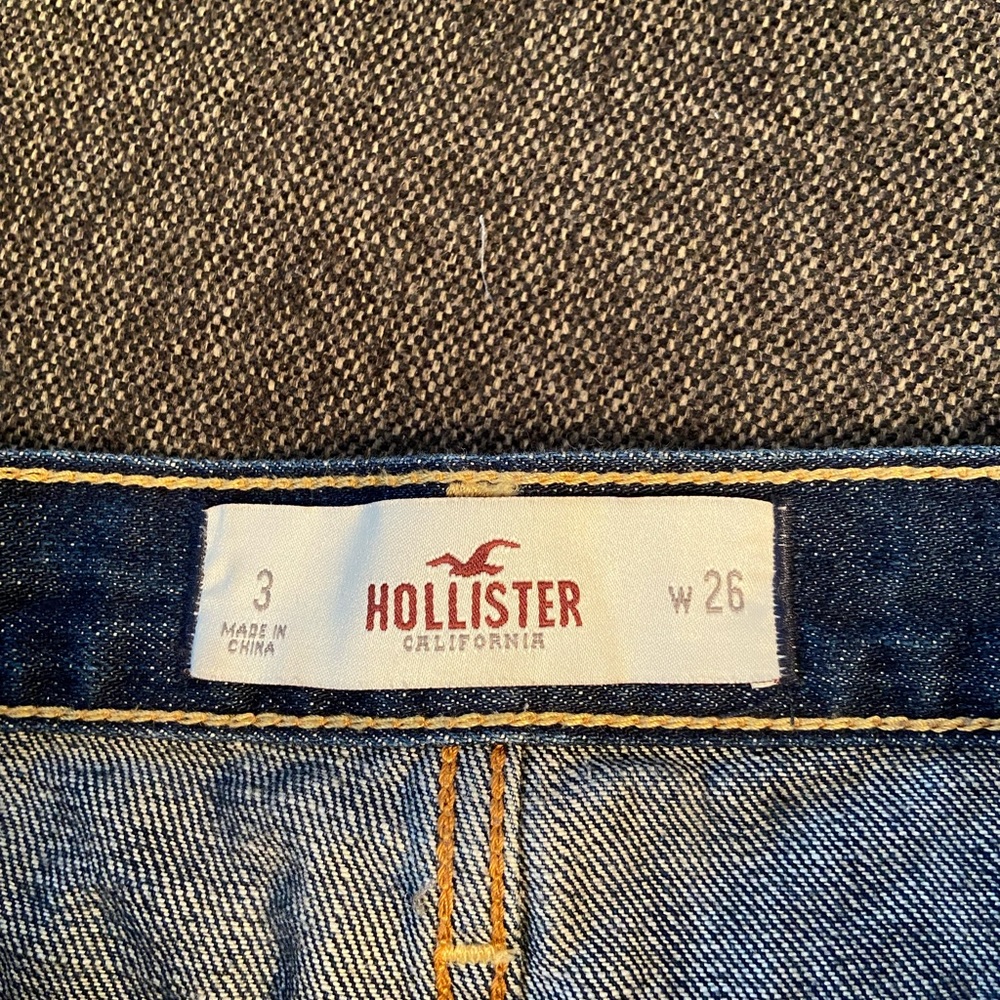 Hollister Rhinestone Denim Shorts - Picture 2 of 5